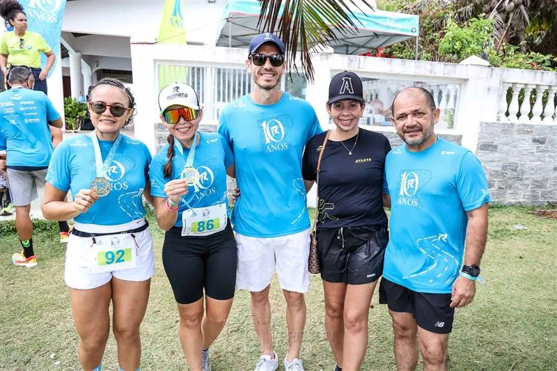 Alice Oliveira, Tiana Ximenes, Flavio Furtado, Marcela Rodrigues e Jossenias Junior