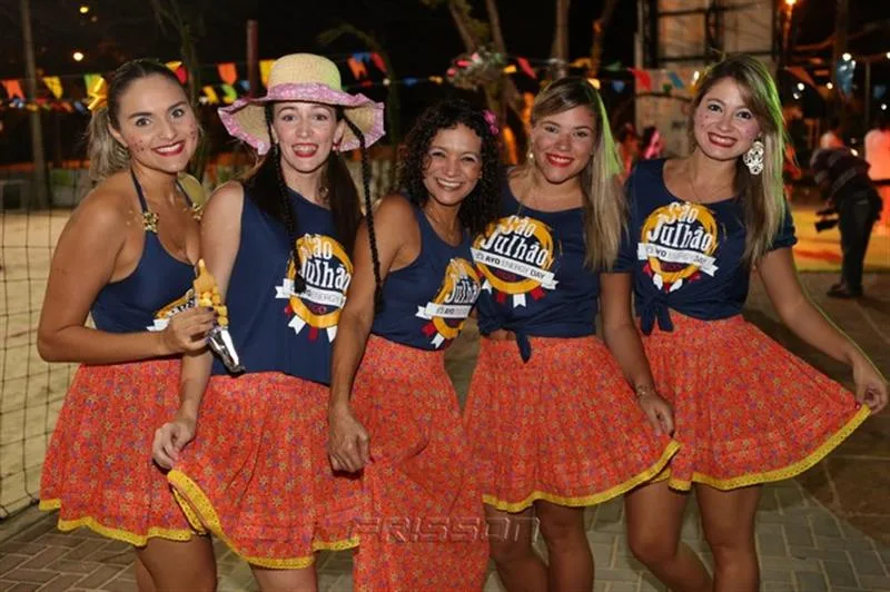 Carolina Cavalcante, Ticiane Pimentel, Leene Andrade, Fernanda Rabelo e Rayssa Cavalcante