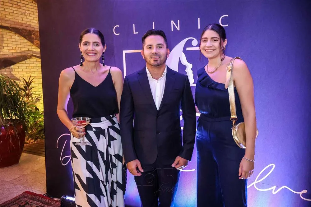Carla Fenelon, Julio Alves e Livia Fenelon