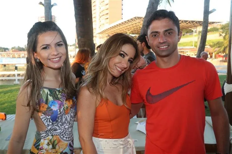 Camila Goys, Flavia Benevides e Bruno Silva