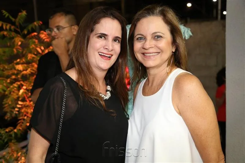 Adriana Bezerra e Vera Passos