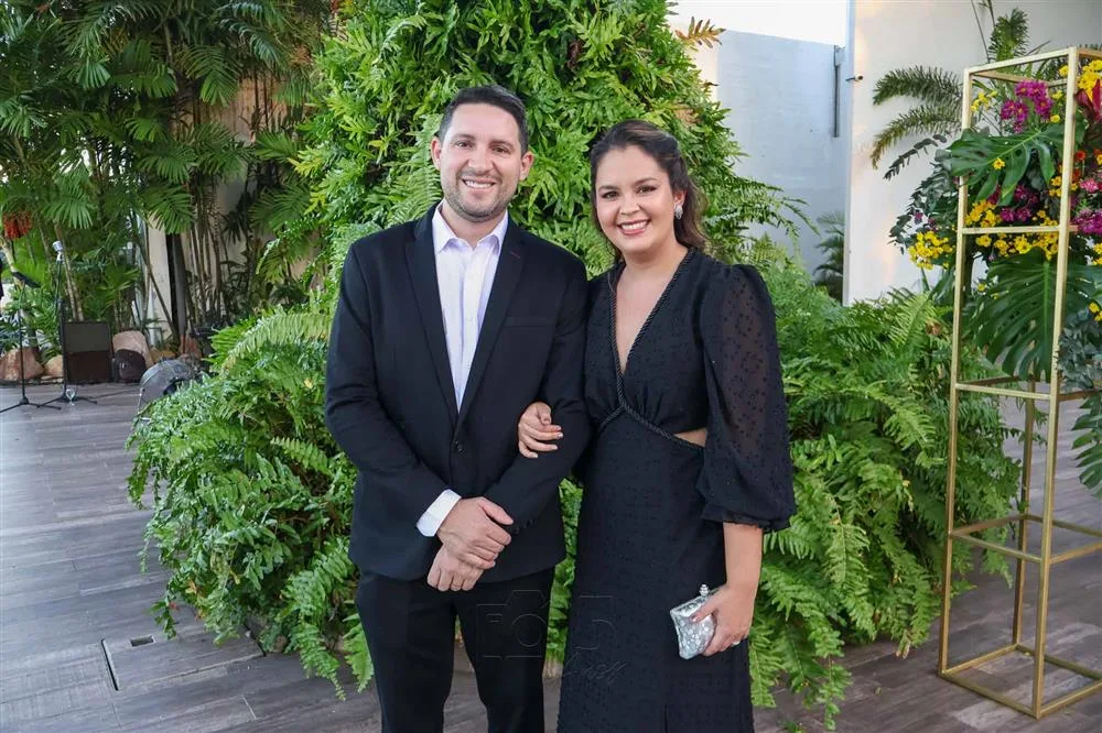 Afonso Castro e Larissa Alencar