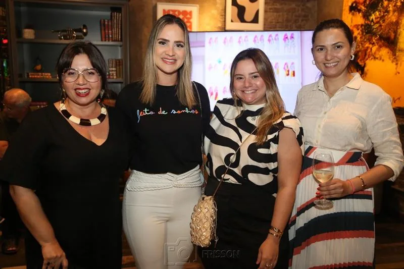 Cândida Lopes, Joana Clemente, Karla Rodrigues e Mirla Gomes