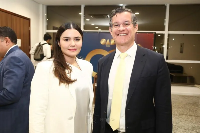 Angelica Mota e Hugo Machado Segundo