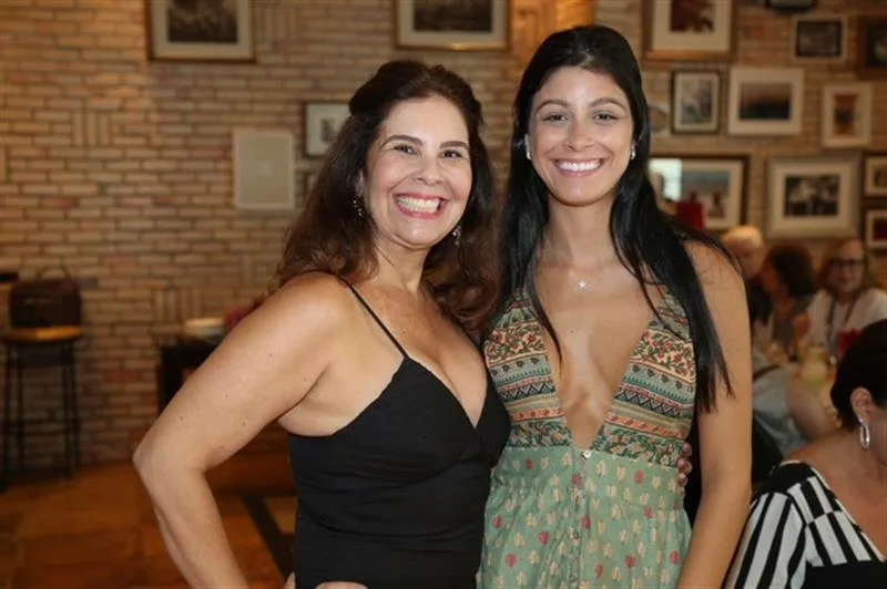 Genna Campos e Paloma Fiúza
