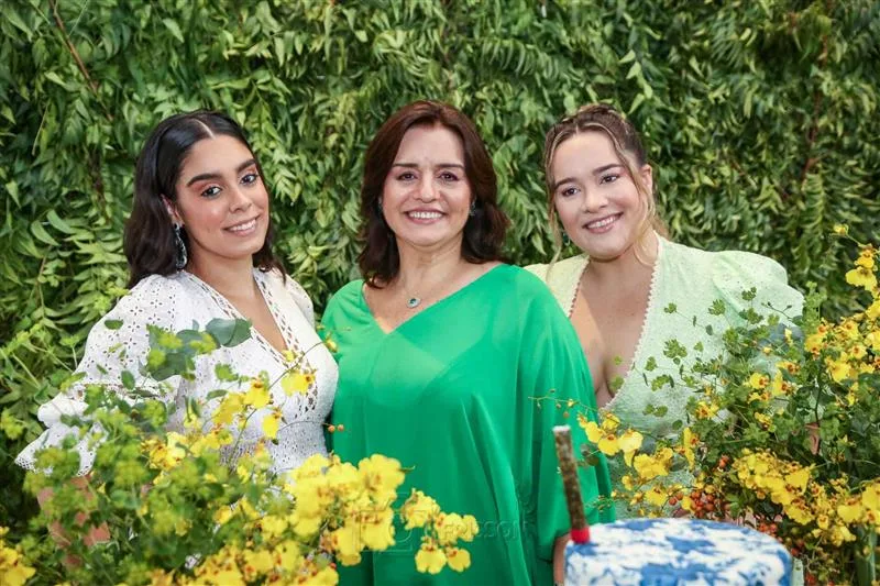 Ana Caroline, Lia e Ana Paula Freire