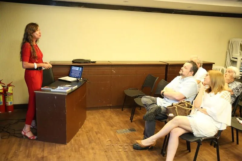 Palestra com Patrícia Longhi
