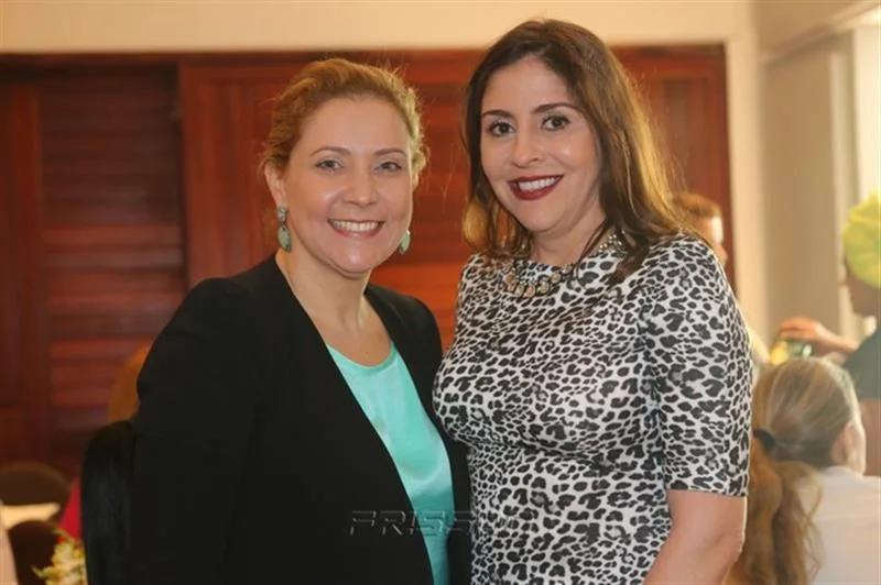 Andrea Delfino e Cristiane Farias