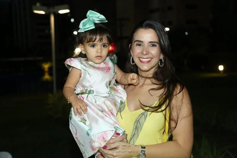 Bianca e Vivian Simões