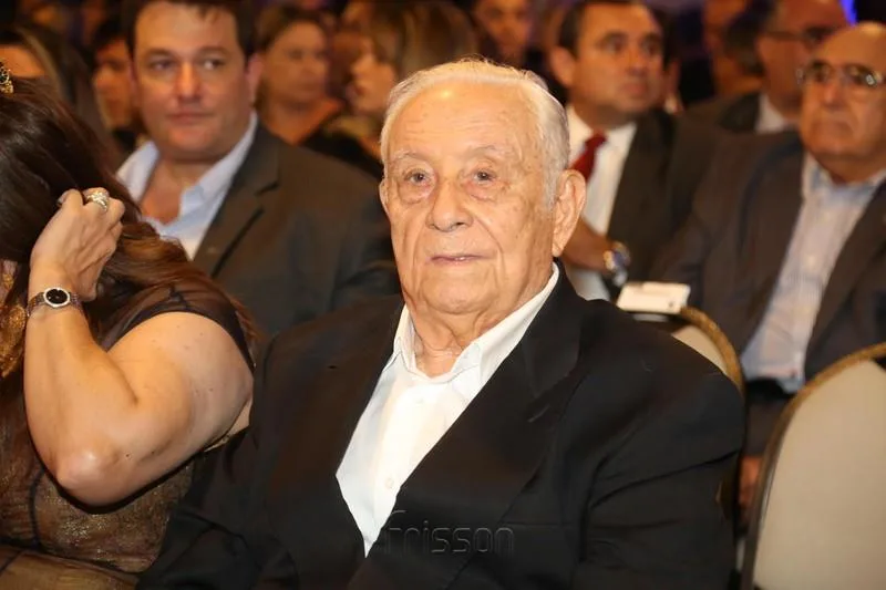 Adauto Bezerra