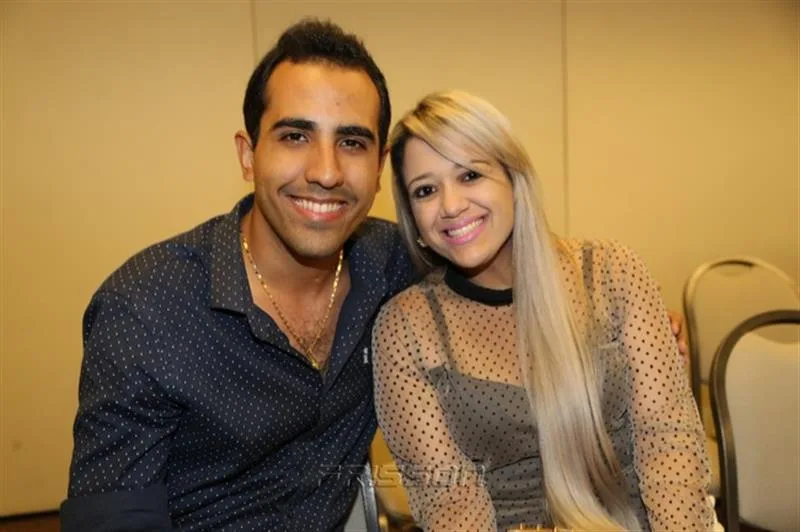 Danilo Lobo e Larissa Eugenio