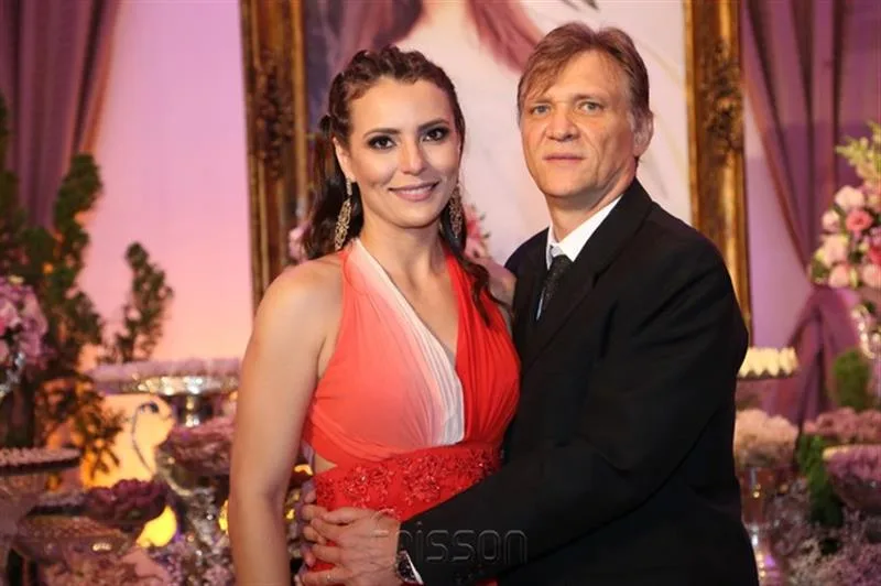 Antoniele e Marcelo Araújo
