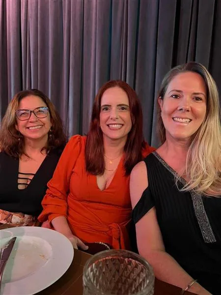 Ana Carolina Ferreira, Patricia Koury e Evangelina Esteves