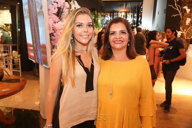Débora Castro e Rosângela Melo