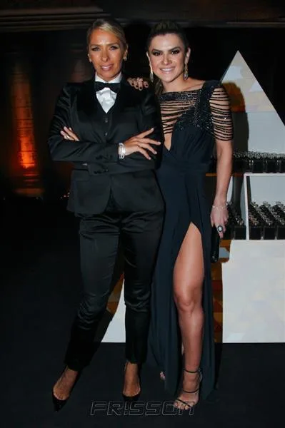 Adriane Galisteu com Mirella Santos