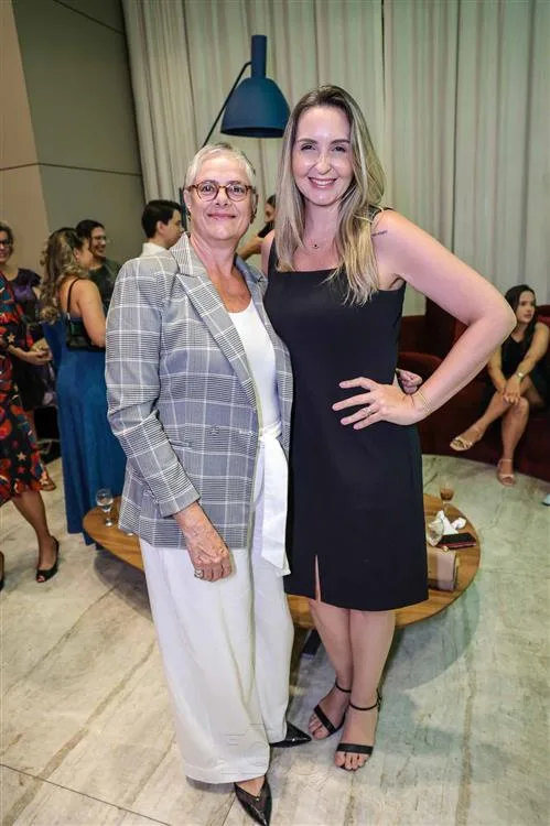 Ana Celina Boeno e Fernanda Colares