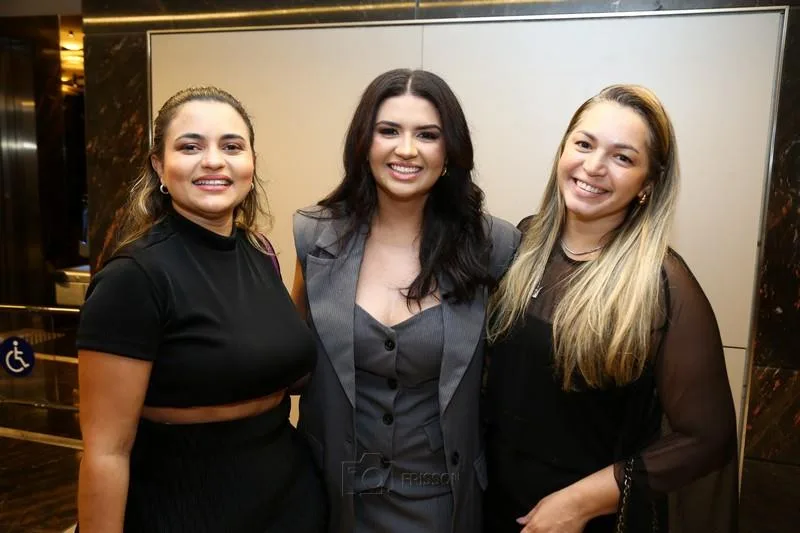 Andrezza Brasil, Sasha Ribeiro e Talita Alves