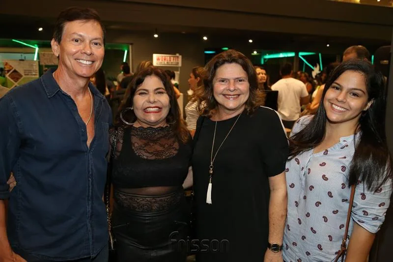 Adalfran, Ana Maria Carneiro, Diana e Livia Campos