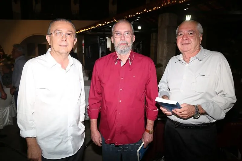 Antonio José Melo, Fernando Amora e Roberto Costa