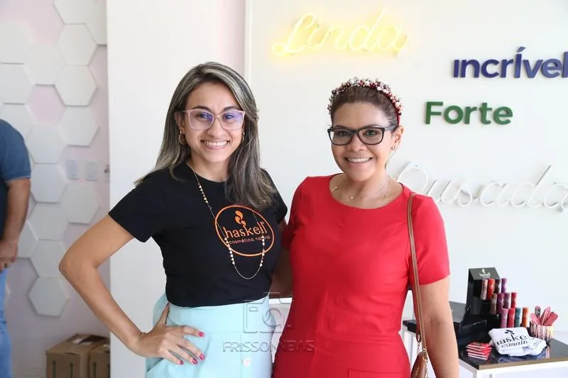 Camila Coelho e Silviane Alves
