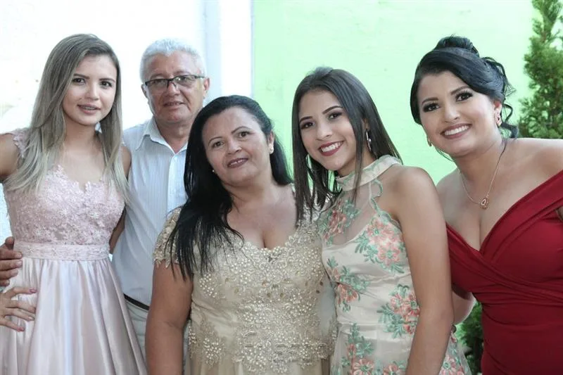 Brena Macedo, Antonio Sousa, Edilis, Brigida e Bruna Macedo