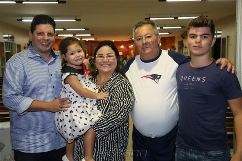 Homero, Maria Eduarda, Mayara Silva, Miguel e Michael Dias