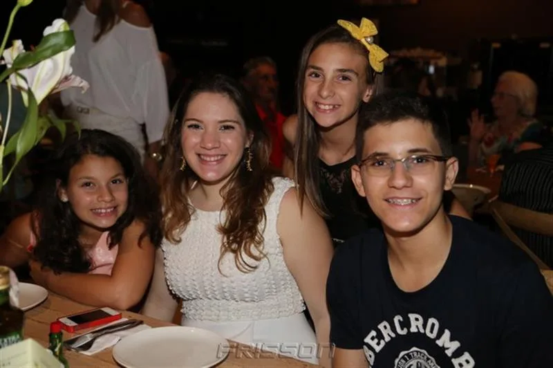 Lissa, Marina Santos, Sara Dibe e Guilherme Machado