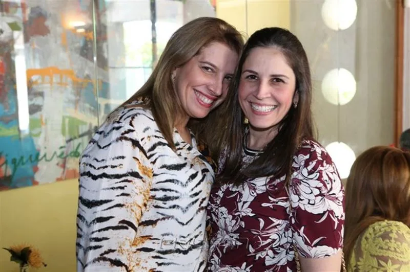 Adriana Cals e Fabíola Rocha