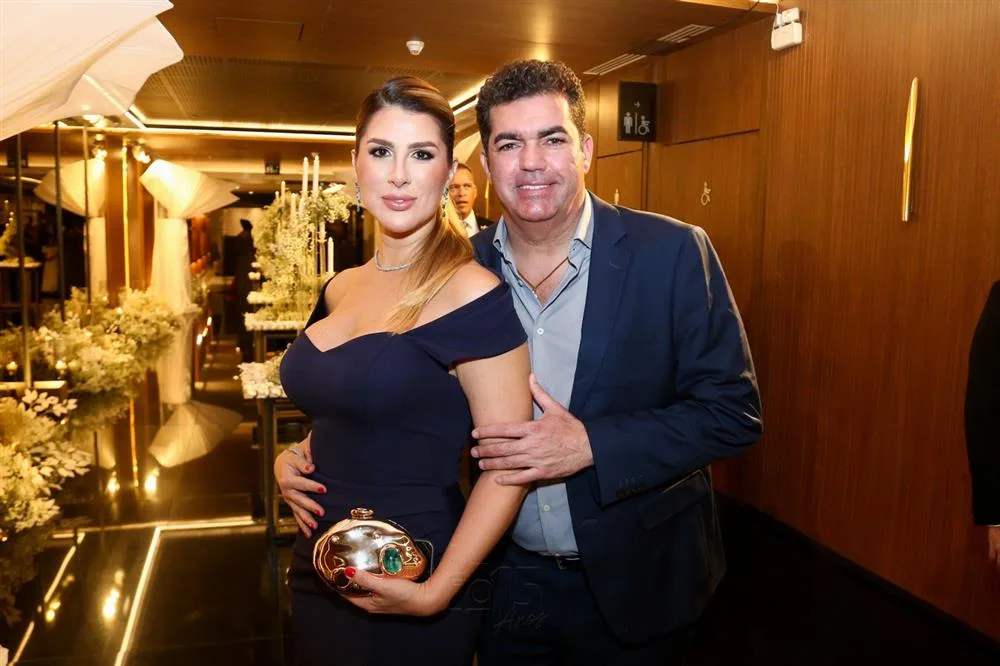 Abgail e Roger Aguiar
