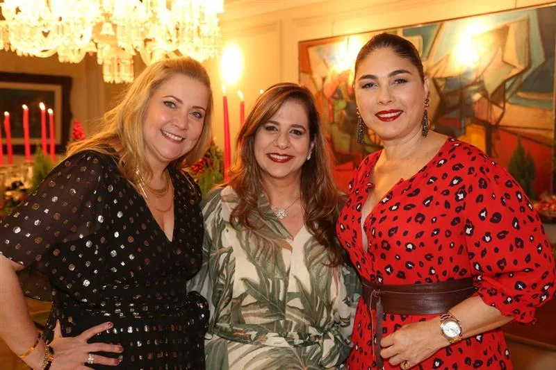 Andrea Delfino, Martinha Assunção e Izabela Fiúza