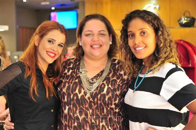 Carla Gabriel, Samya Sahdo e Larissa Maia