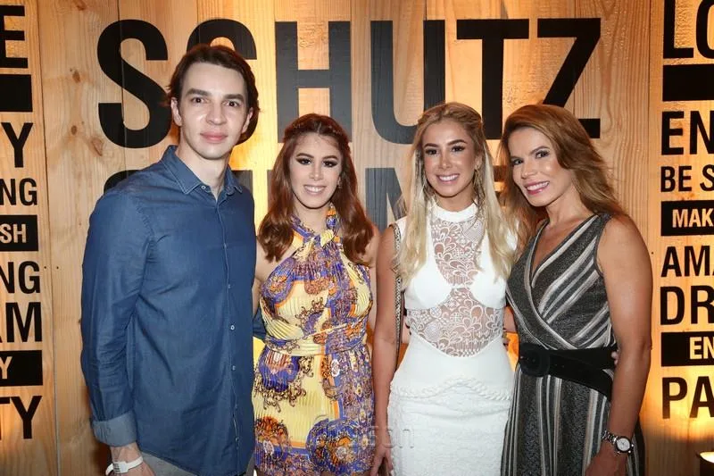 André Albuquerque, Lara Matos, Priscila Silva e Maira Silva