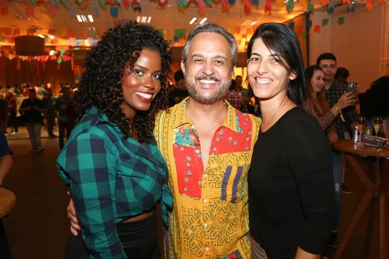 Aida Teixeira, Evandro Melo e Nicoli Macedo