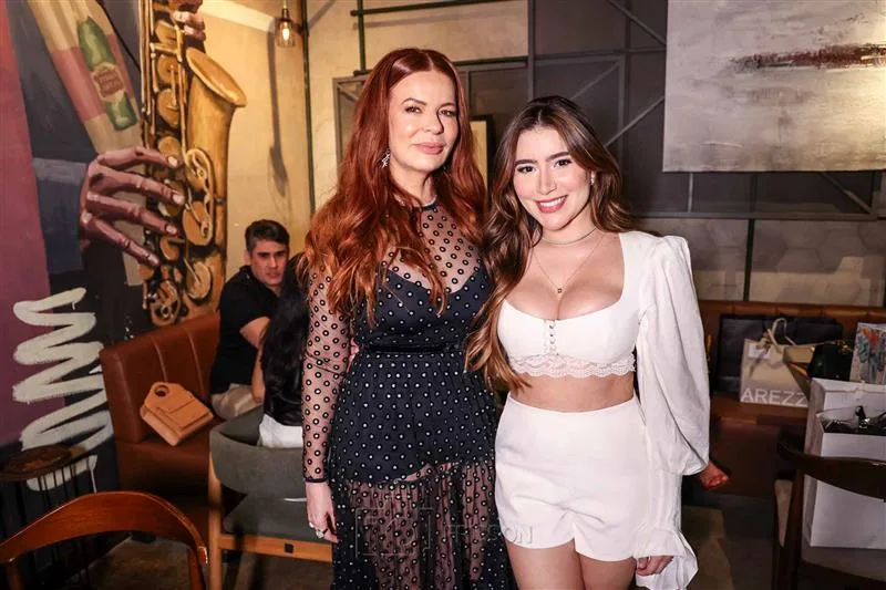 Cláudia Quental e Debora Forte