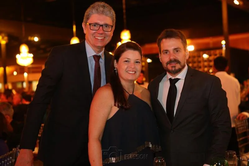 Augusto Albuquerque e Luciana César e Miguel Filho