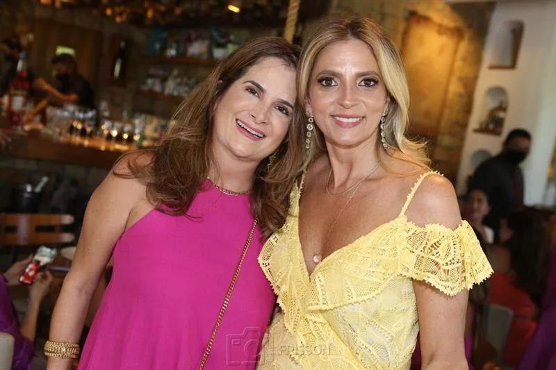 Adriana Bezerra e Michelle Aragão