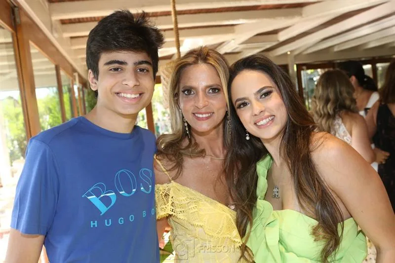 Alexandre, Michelle e Bianca Aragão