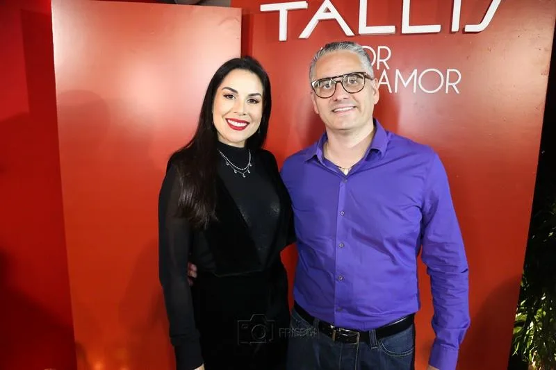 Bruna e Fernando Santos