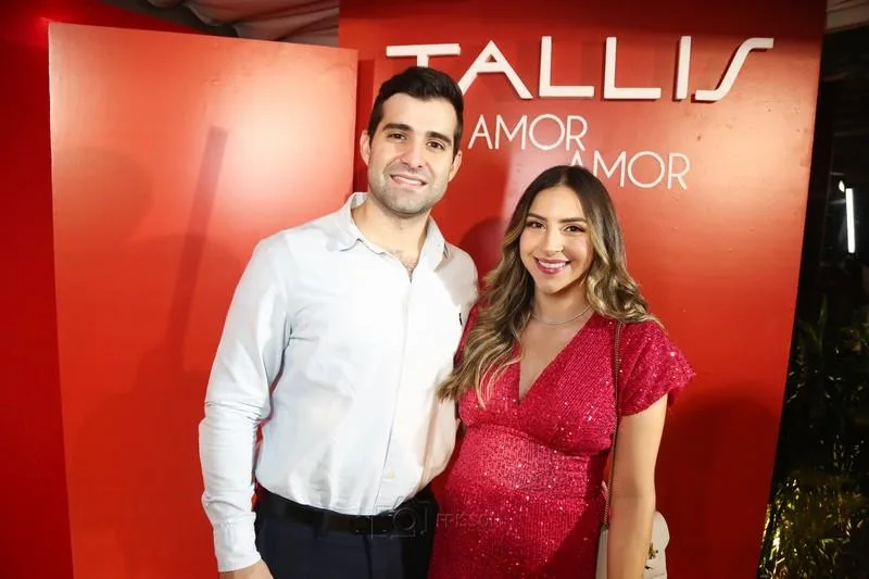 Carlos Terceiro e Dalila Holanda