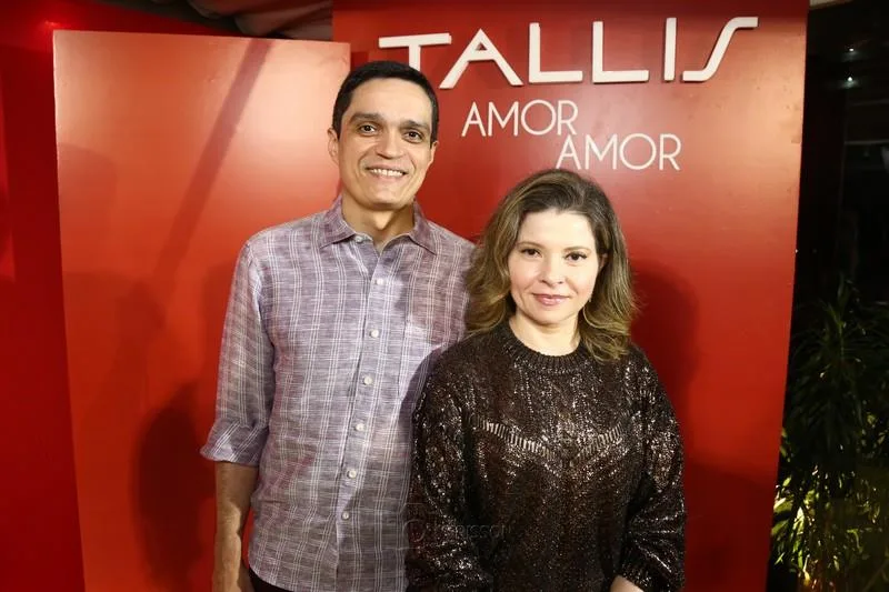 Denis e Carina Bezerra