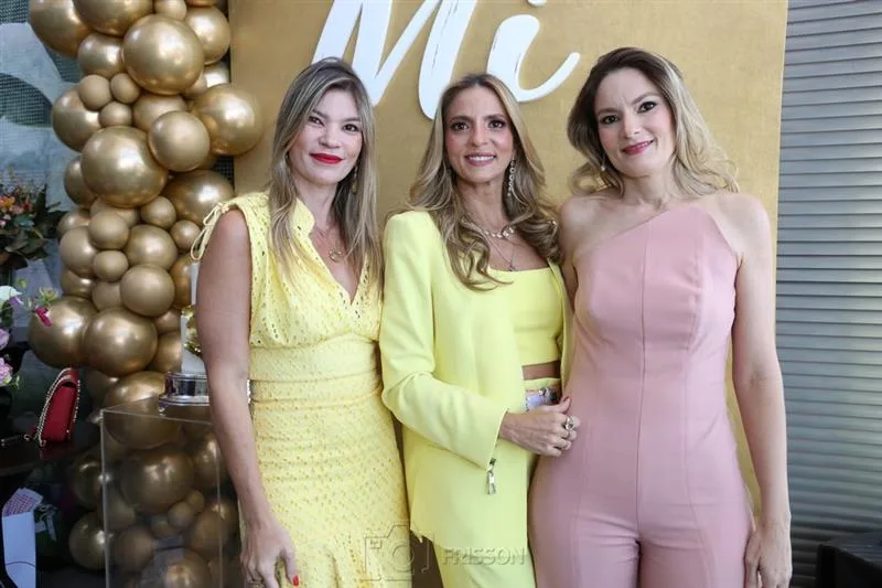 Alessandra, Michelle e Carol Aragão