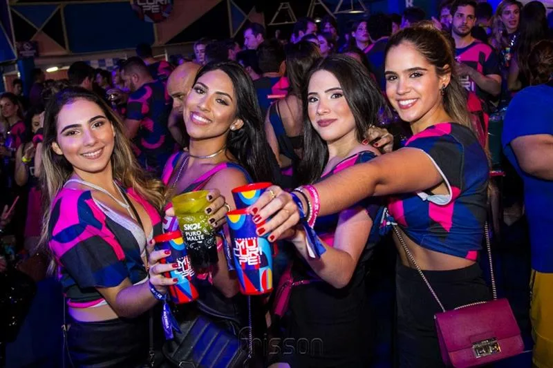 Alice Assis, Camila Ferreira, Roberto Sales e Sofia Guimarães