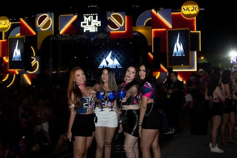 Ana Veras, Teresa Carvalho, Ana Letícia e Vitória Pereira