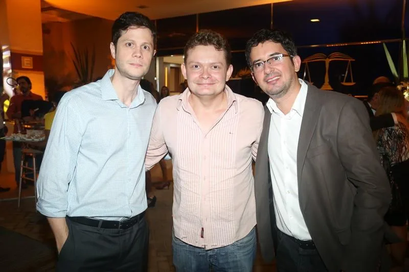 Alexandre Guizardi, Ravi Ramier e Danilo Ferraz