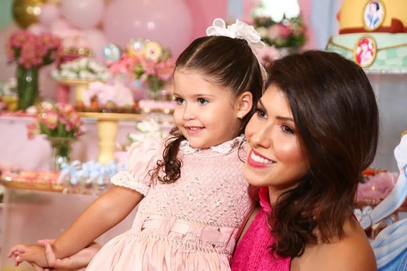 Alice e Flávia Laprovitera