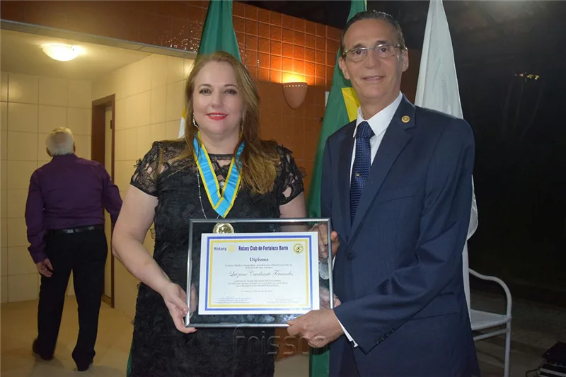 Luiziane Fernandes e Aristófanes Canamary
