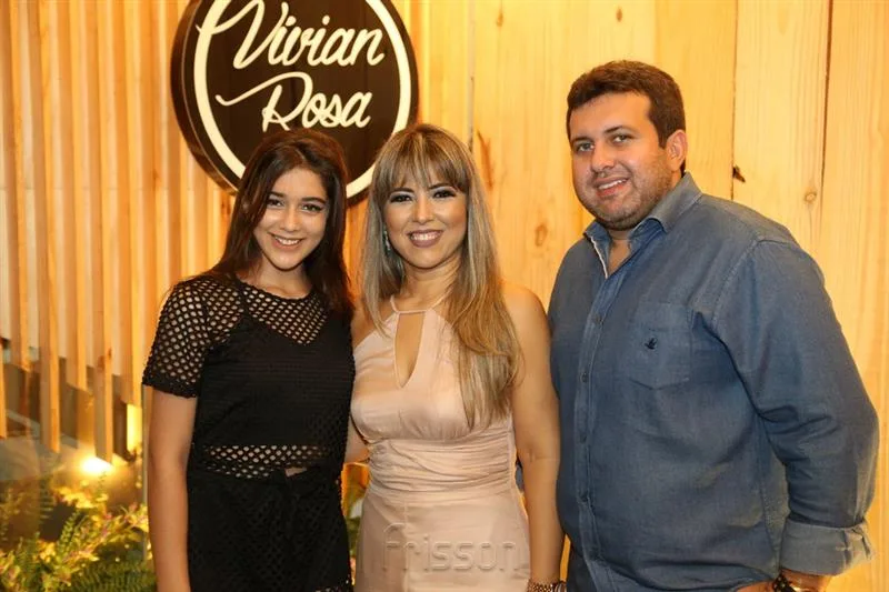Amanda Mesquita, Vivian Rosa e Alexandre Freire