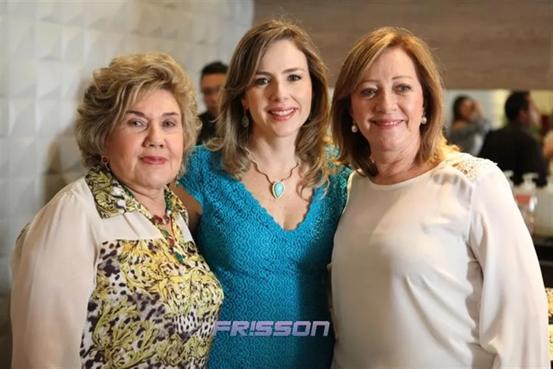 Consuelo, Suyane Dias Branco e Tânia Teixeira