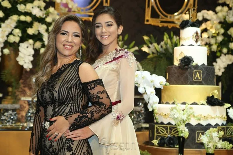 Vivian Rosa e Amanda Freire