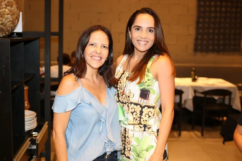 Anelisa e Cristina Mota